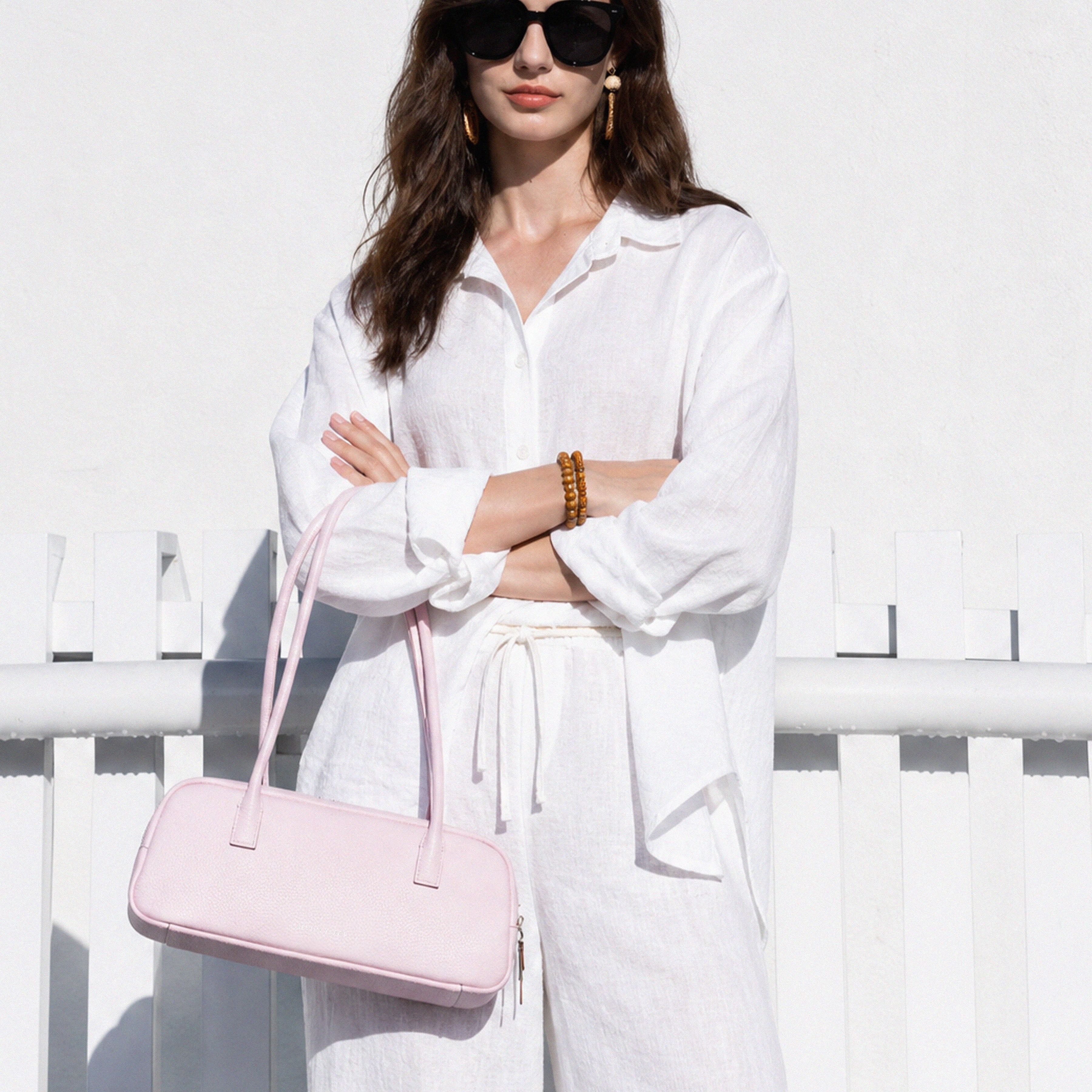 Suede Cut-Out Handle Tote Bag 2-2