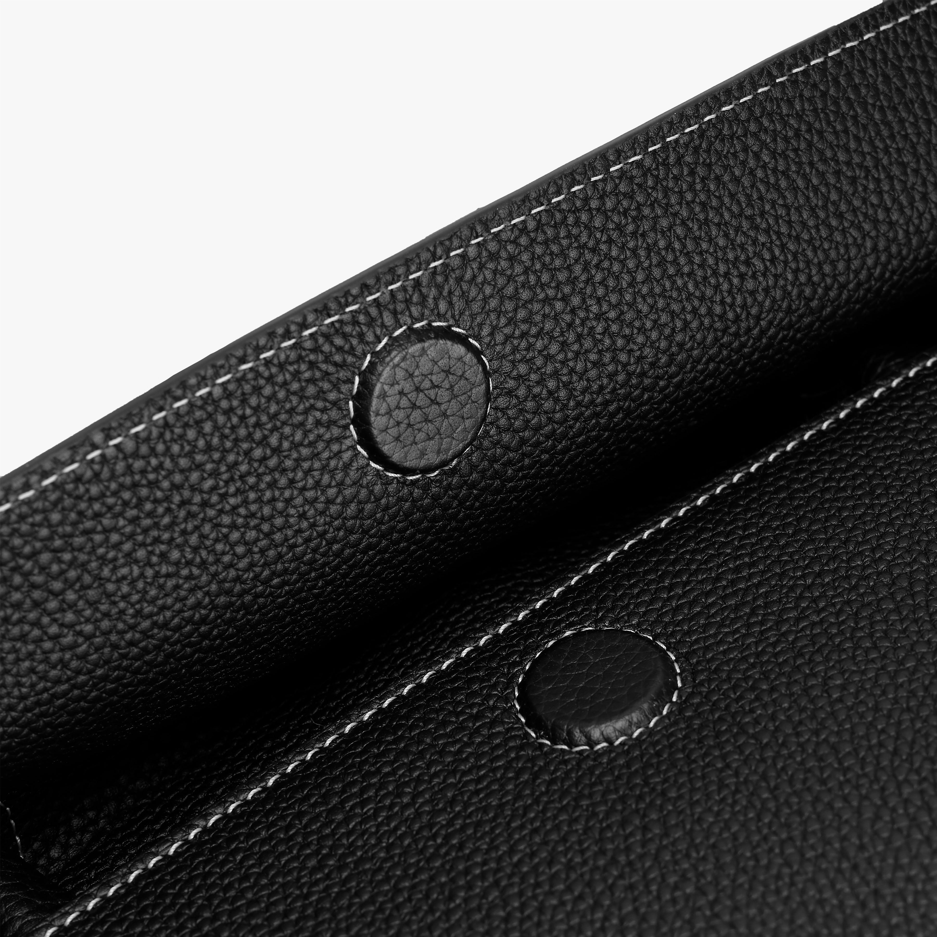 Caelum Baguette Bag Noir