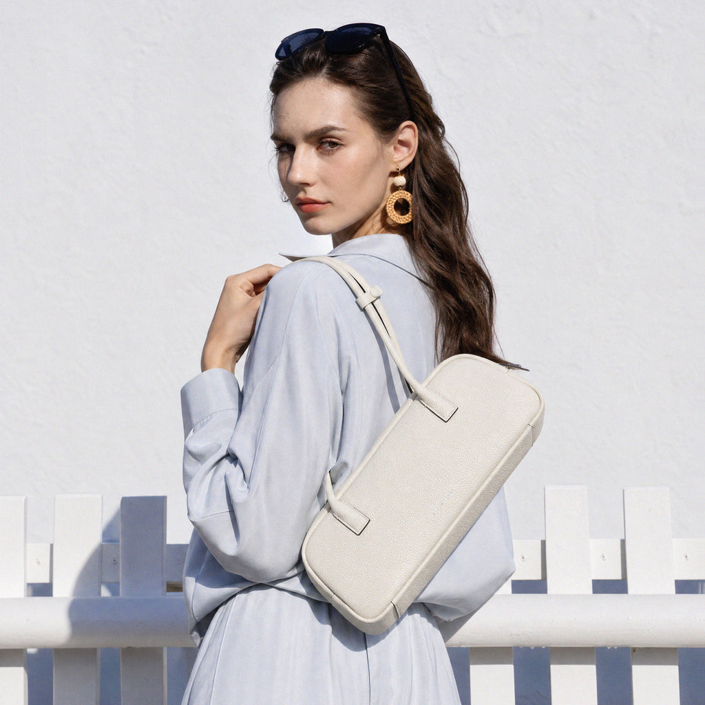 Suede Cut-Out Handle Tote Bag 2-1